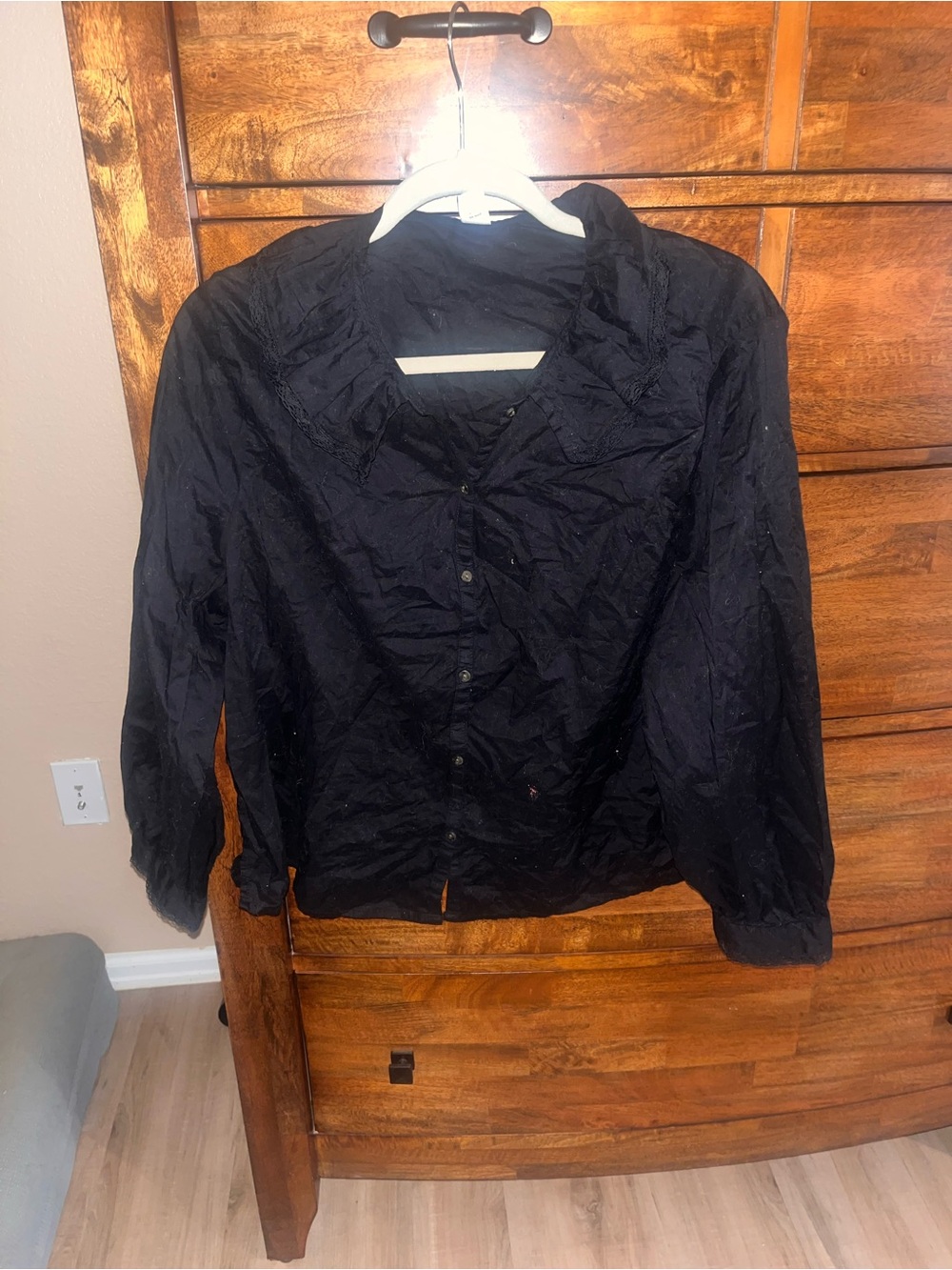 Old Navy Black Button-Up Shirt
